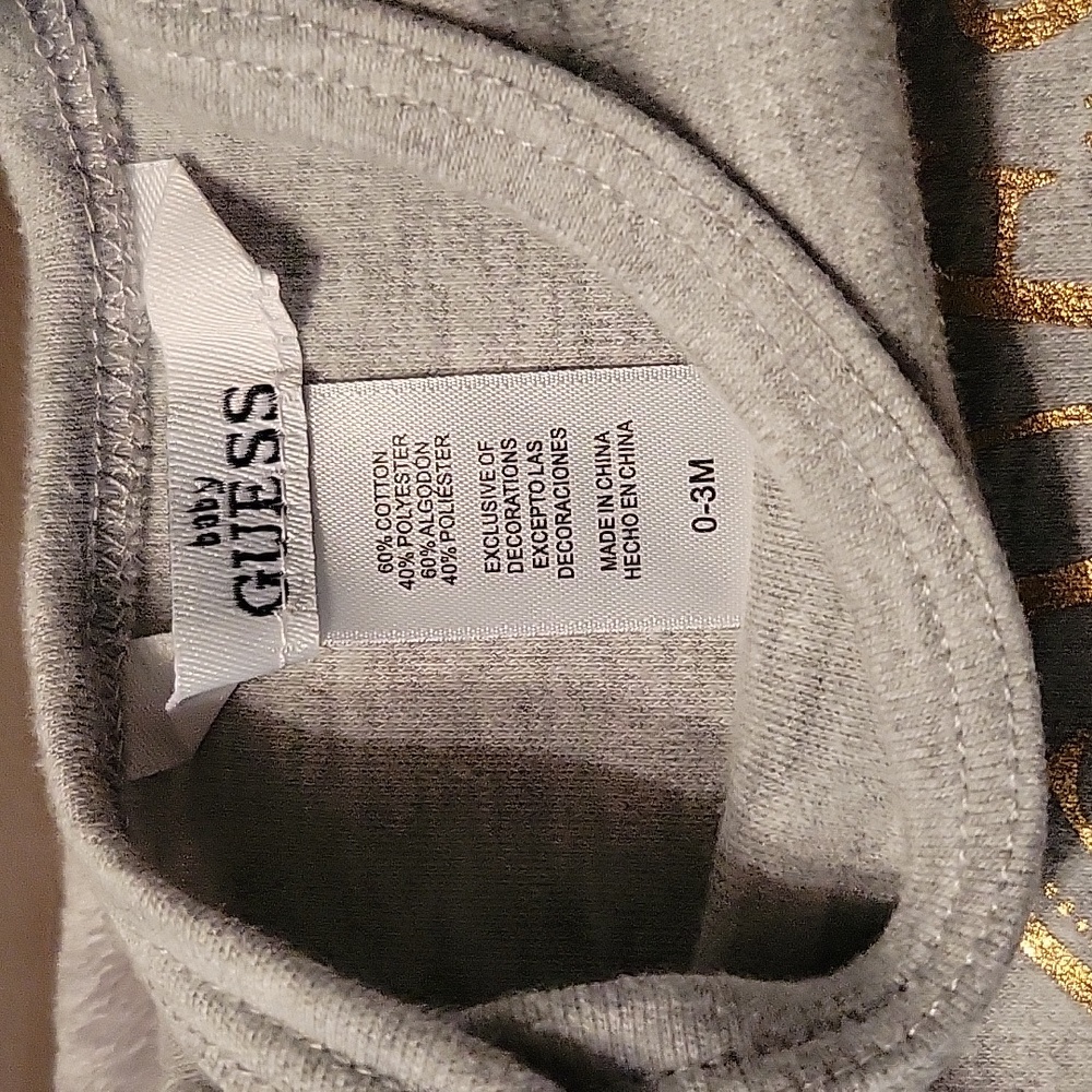 Baby Guess  gray short and shirt set. - Picture 4 of 6